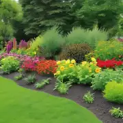 对于那些希望通过自然方法管理他们的花园的人来说，有没有一些建议用于避免过度依赖化学肥料的方法？